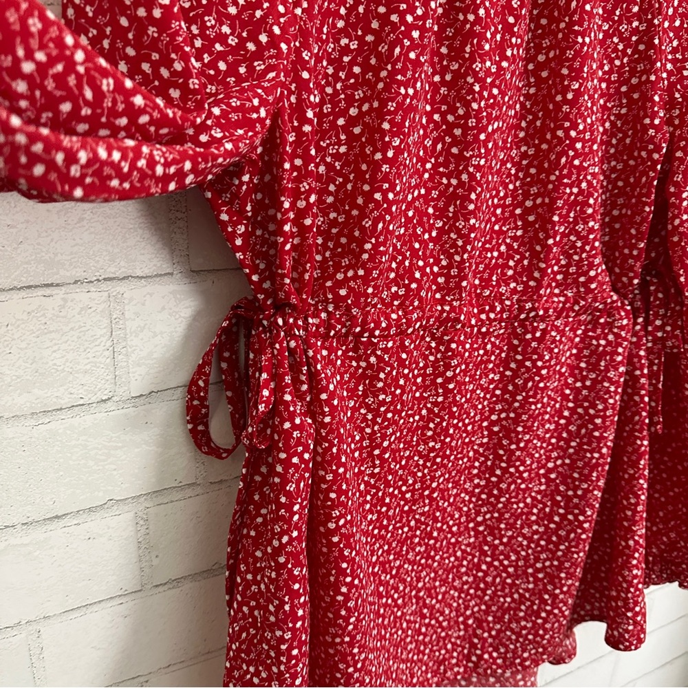 ISABEL Maternity by Ingrid + Isabel Red Flowered Side Tie Long Sleeve Top - Picture 10 of 11
